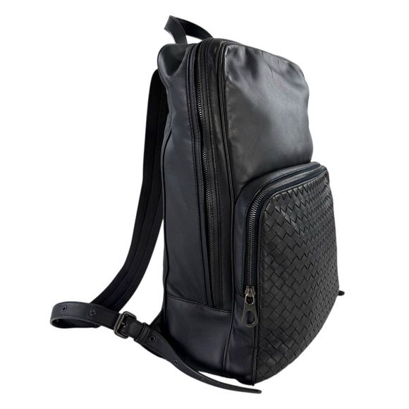 Bottega Veneta Intrecciato Leather Backpack - Picture 2 of 13